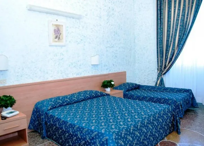 Hotell Miramare Ladispoli