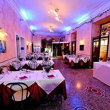 Miramare Hotel 3*
