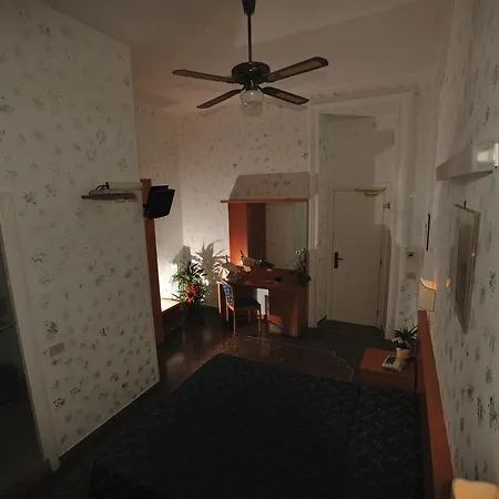 Miramare Szálloda